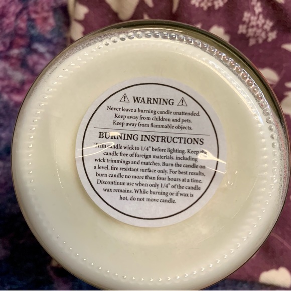 💜 Sage & Bloom Dark Rose and Labdanum Scented Candle - NWT - Picture 5 of 9